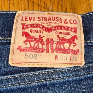 Levis 508 33 32 dark wash great condition